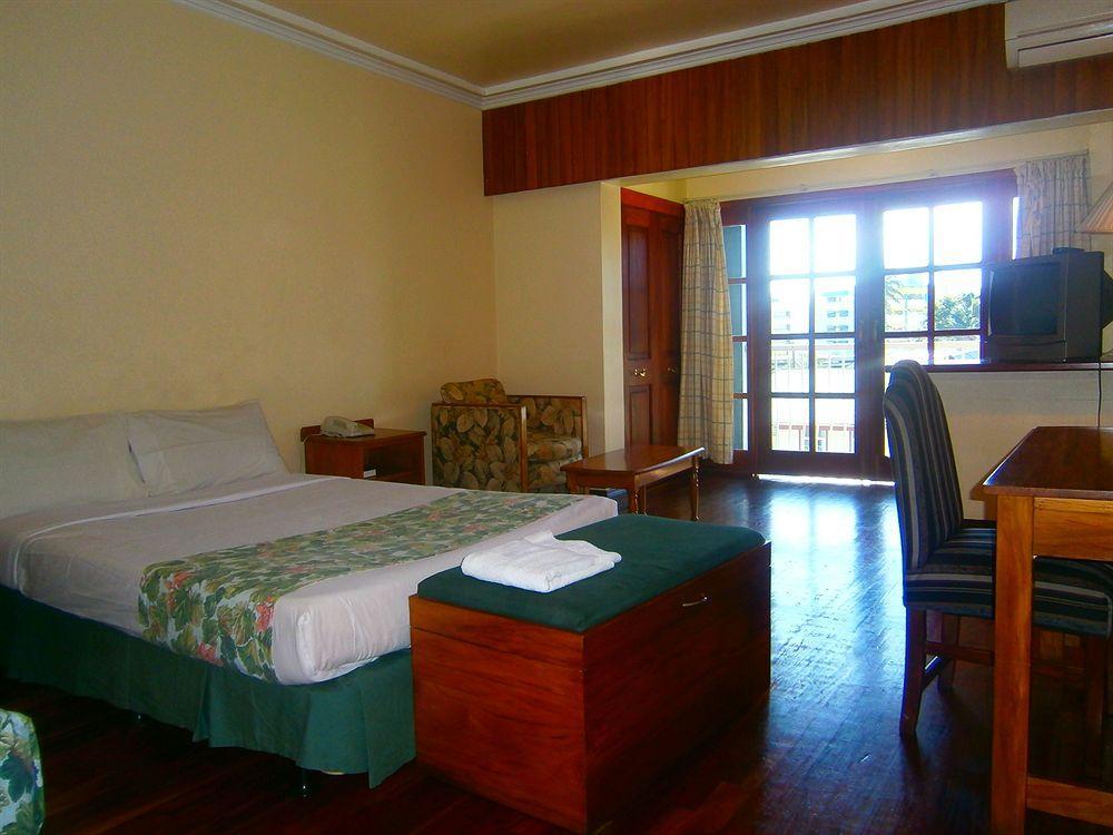 Southern Cross Hotel Suva Exterior photo